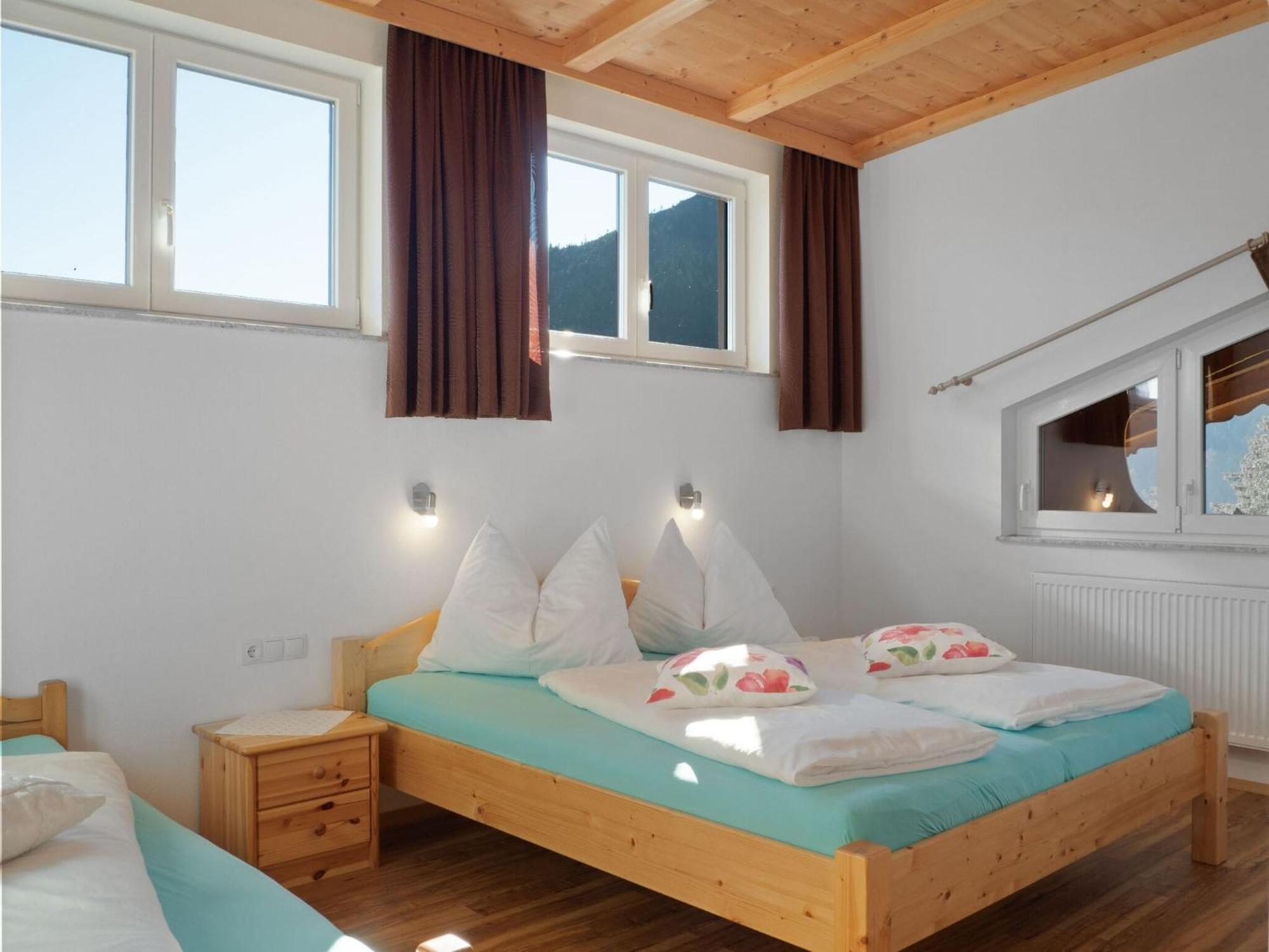 Lovely Apartment With Terrace In Fuegenberg Exterior foto